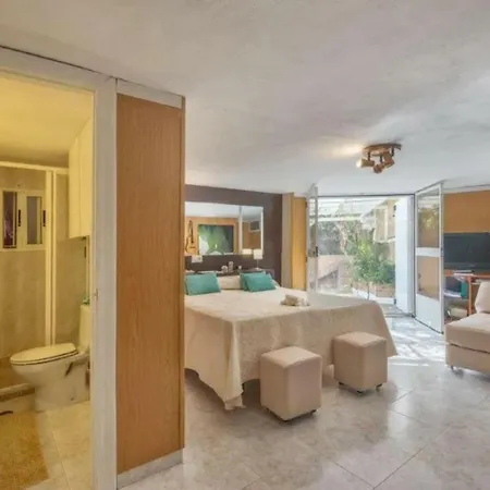 Holiday home Inviting 6-bed House In *
